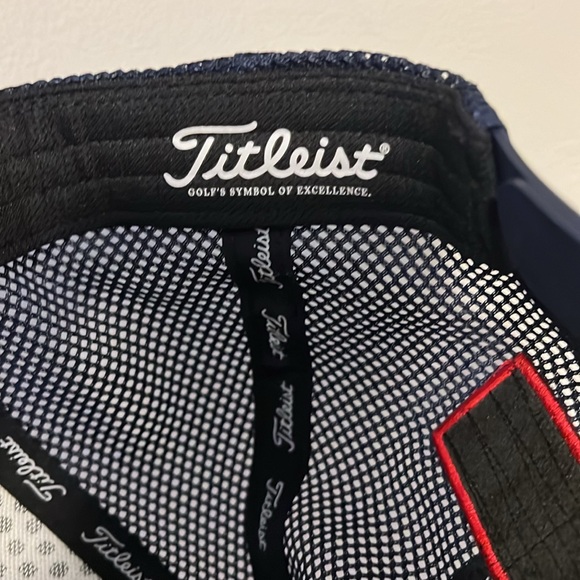 Titleist Tour Performance Mesh Hat, Navy BNWOT - Picture 8 of 8